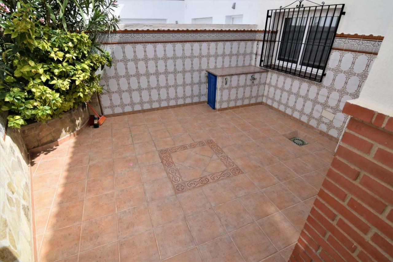 Casa Cava, C Merida 7 内尔哈 外观 照片