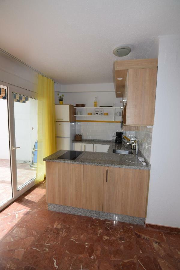 Casa Cava, C Merida 7 内尔哈 外观 照片